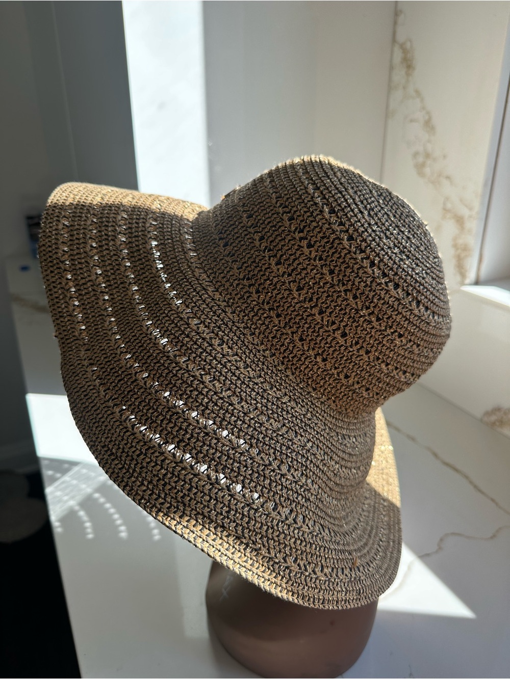 Adrienne Vittadini Wide Brim Straw Sun Hat gold - Picture 5 of 7